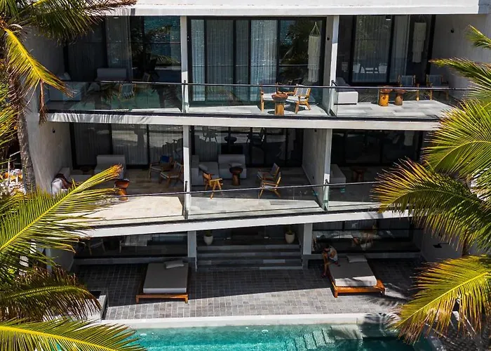 Luxury Beachfront 3br Tulum