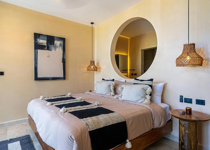 Luxury Beachfront 3br *