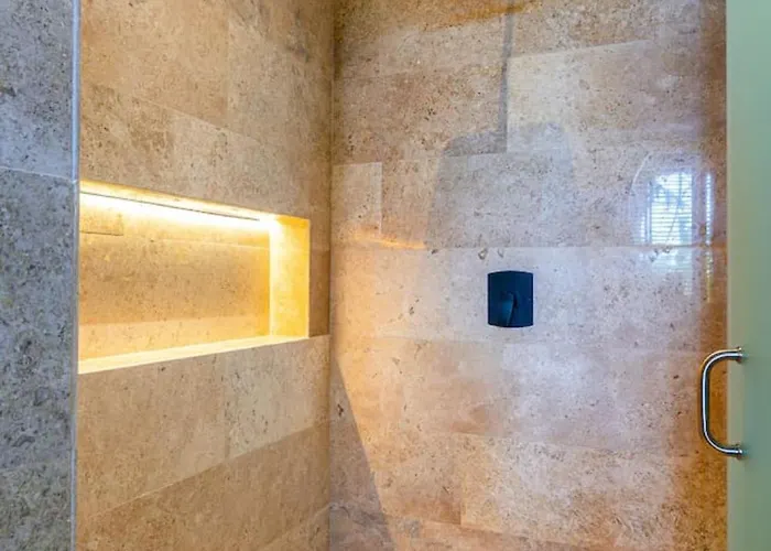 Apartment Luxury Beachfront 3br *