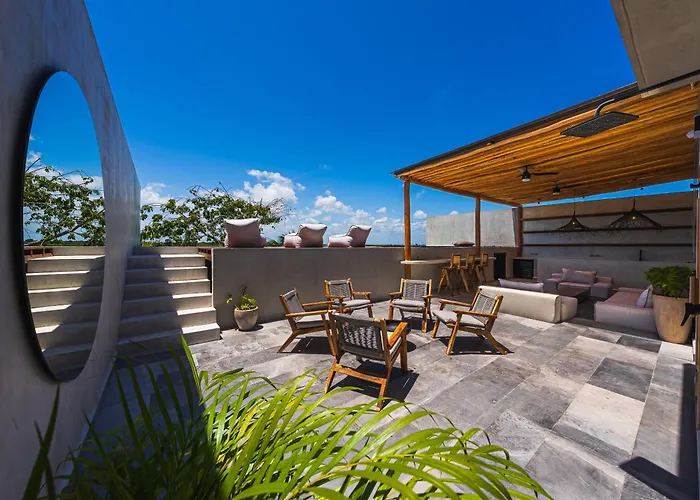 Luxury Beachfront 3br