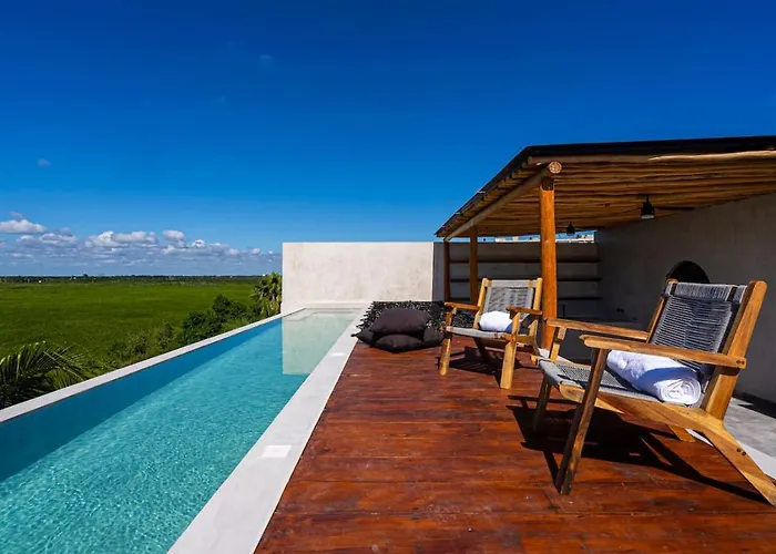 Luxury Beachfront 3br Apartment