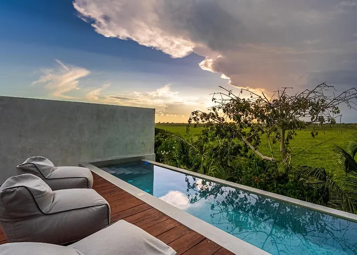Luxury Beachfront 3br Apartment *