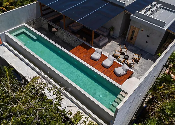 Luxury Beachfront 3br