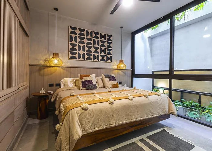 Luxury Beachfront 3br *