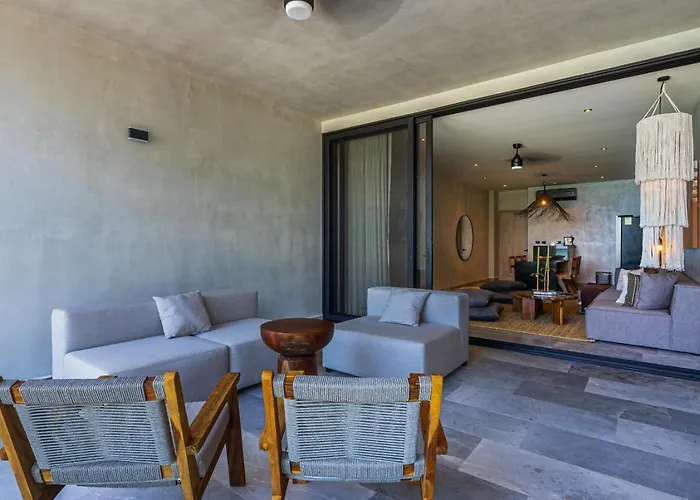 Luxury Beachfront 3br Apartment Tulum